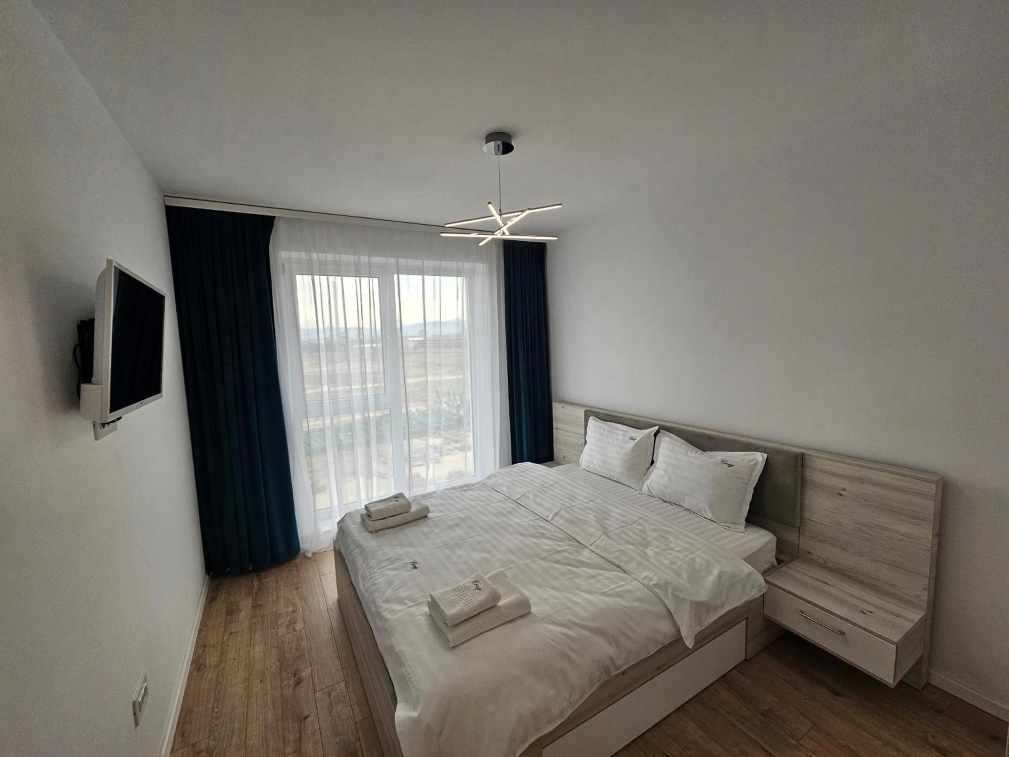 Deluxe Cozy Apartments - Coresi Mall #Brasov Exterior photo