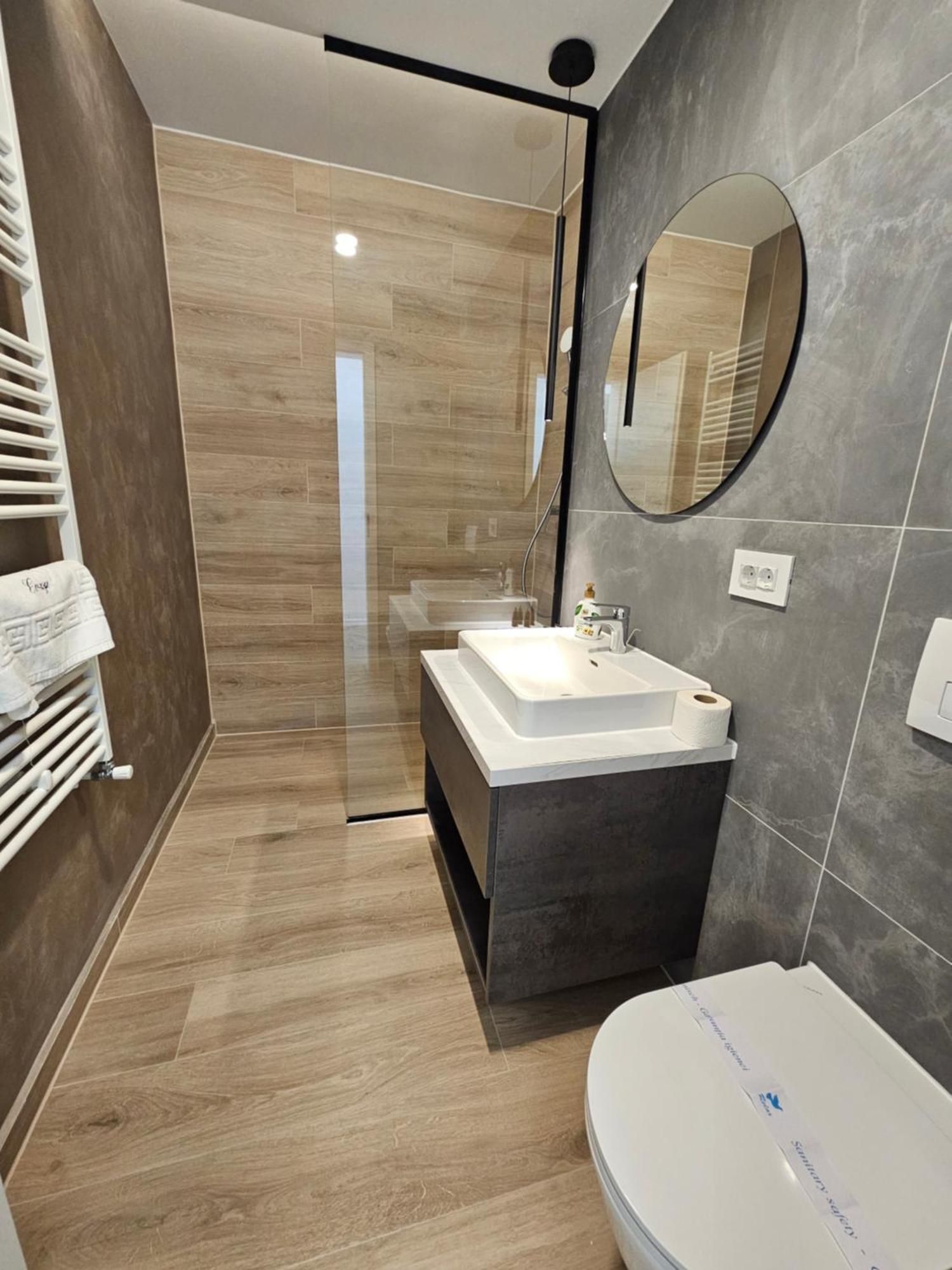Deluxe Cozy Apartments - Coresi Mall #Brasov Exterior photo