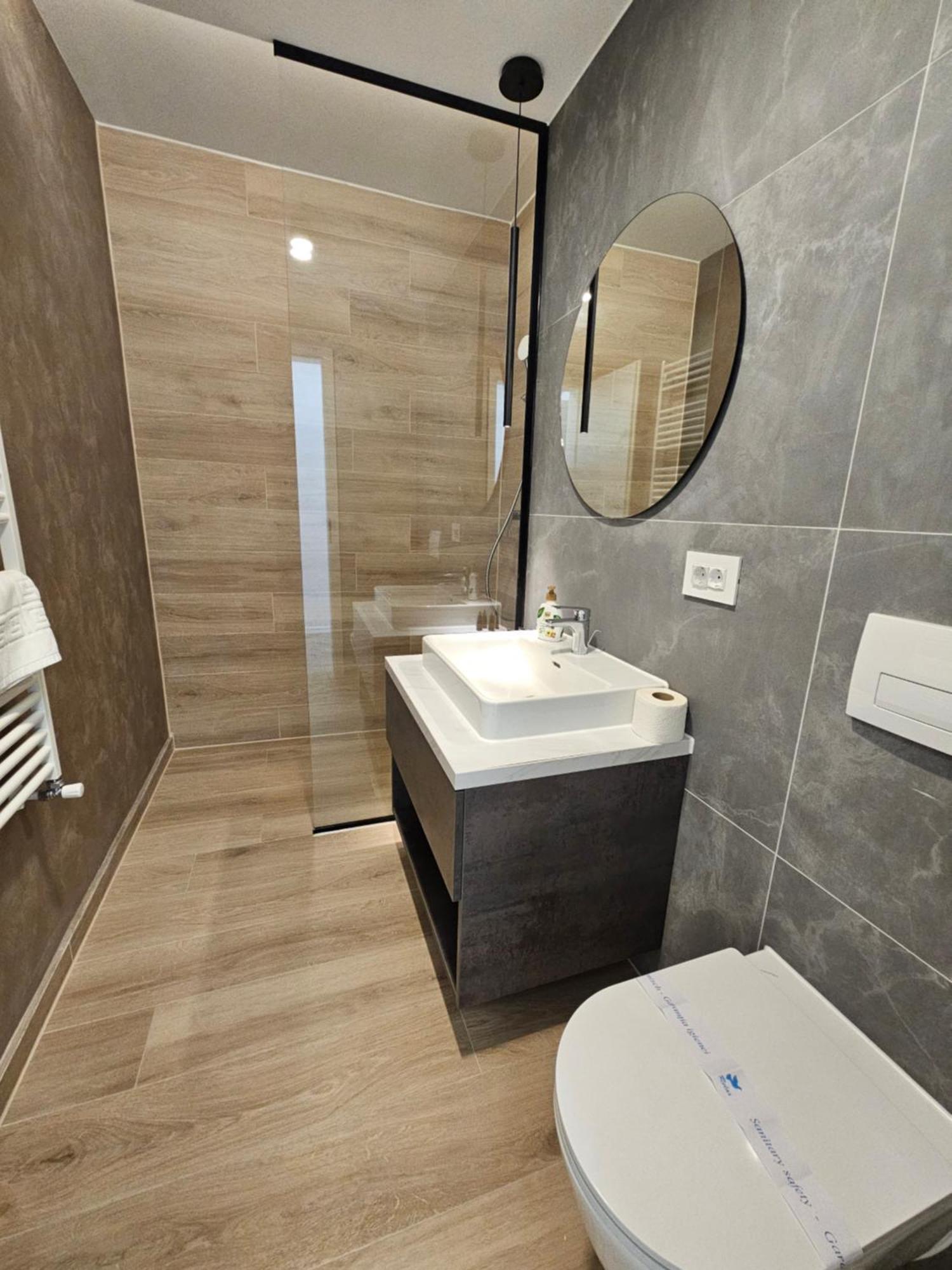 Deluxe Cozy Apartments - Coresi Mall #Brasov Exterior photo