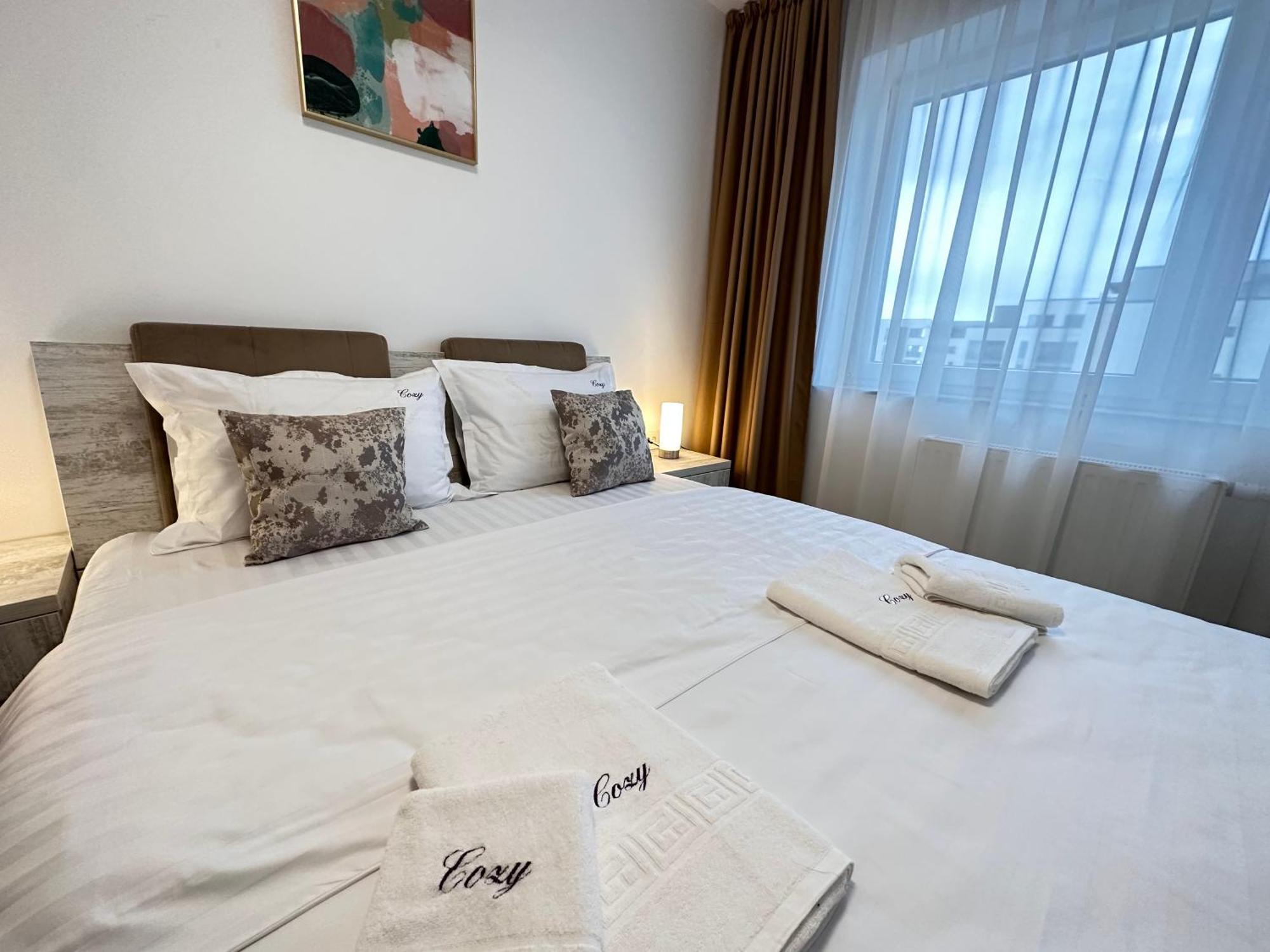 Deluxe Cozy Apartments - Coresi Mall #Brasov Exterior photo